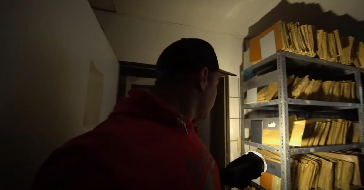 Youtuber bricht in verlassenes Krankenhaus ein und veröffentlicht Patientenakten